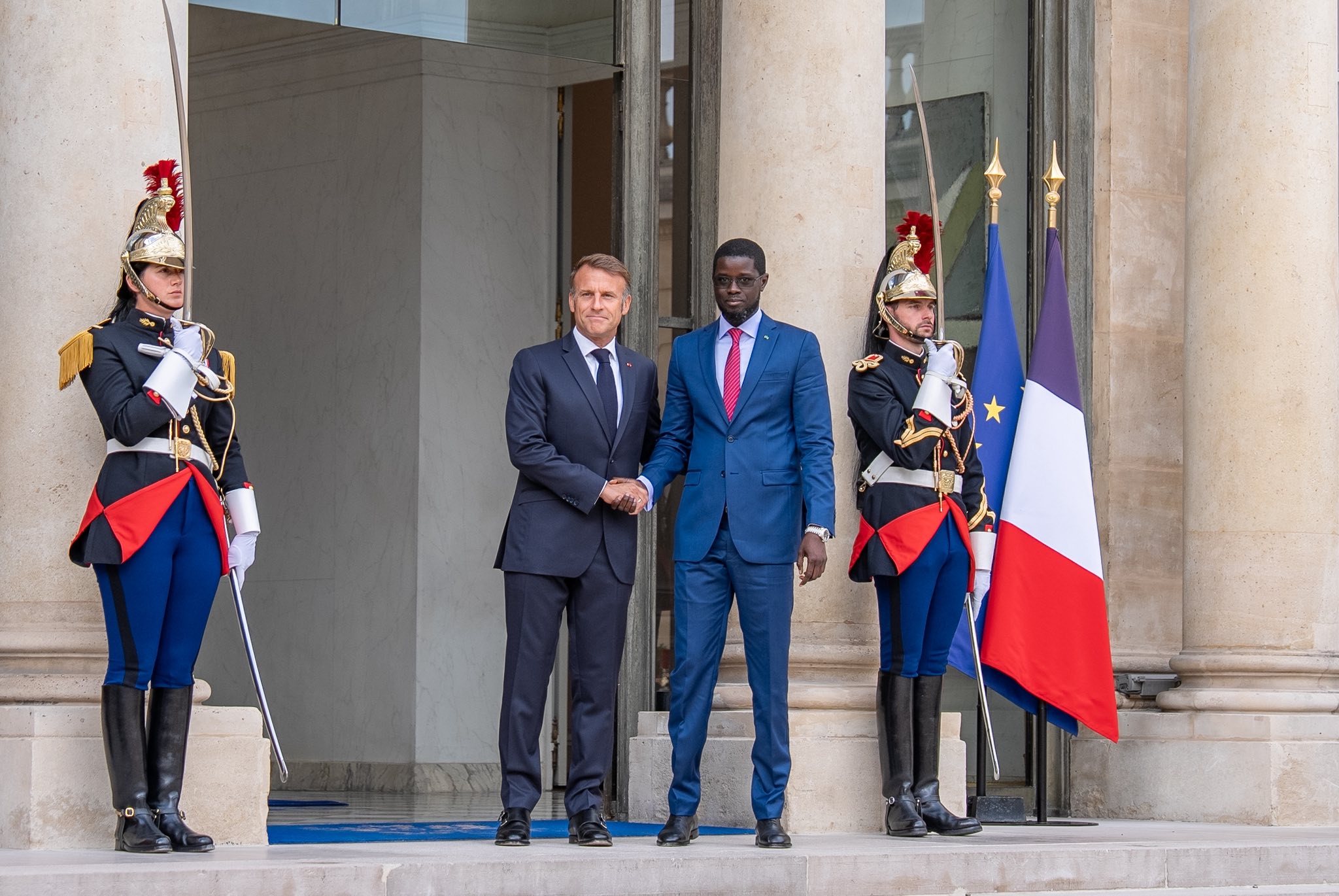 La souveraineté au cœur de la diplomatie : Bassirou Diomaye Faye à Paris dans un contexte de redéfinition militaire.