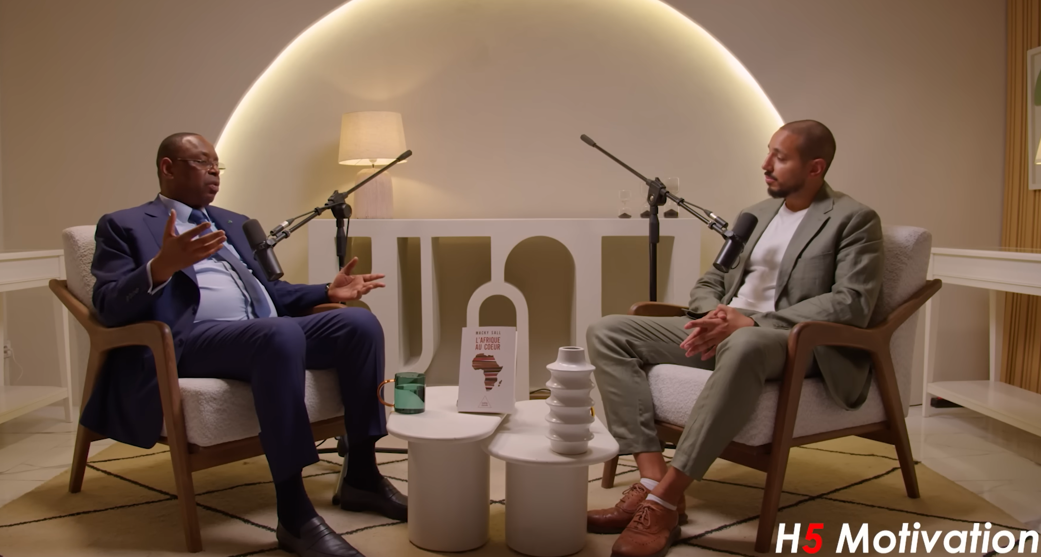 Interview de Macky Sall par H5 Motivation
